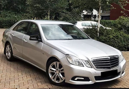 Set 2 Capace Oglindă Stil Batman Idealstore Mercedes Benz E-class Seria 2017-2020 W213 Negru Pian Culoare Negru Lucios Instalare Ușoară Rezistent la UV Material Premium