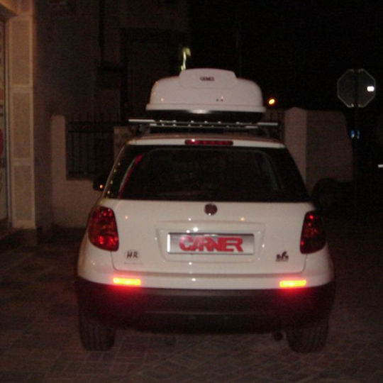 Auto Gs Μπαγκαζιέρα Αυτοκινήτου με Διπλό Άνοιγμα Χωρητικότητας 420lt Λευκή