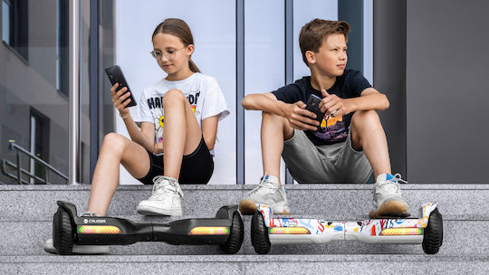 Rebel Cruiser Kinder Hoverboard mit 10 km/h Höchstgeschwindigkeit und 8 km Reichweite in Schwarz Farbe
