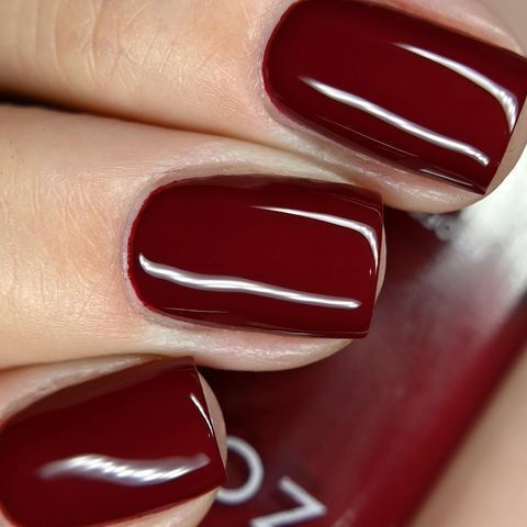 Zoya Gloss Nail Polish Long Lasting Quick Dry Red Mila 15ml