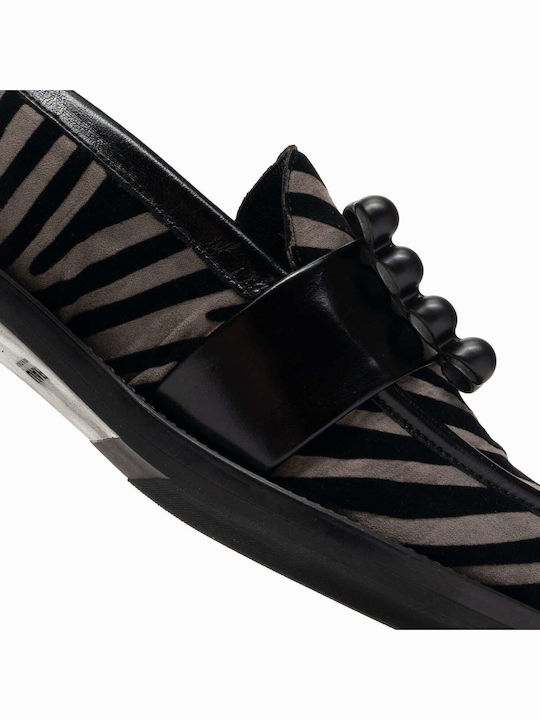 Leather Women's Loafers in Black Color