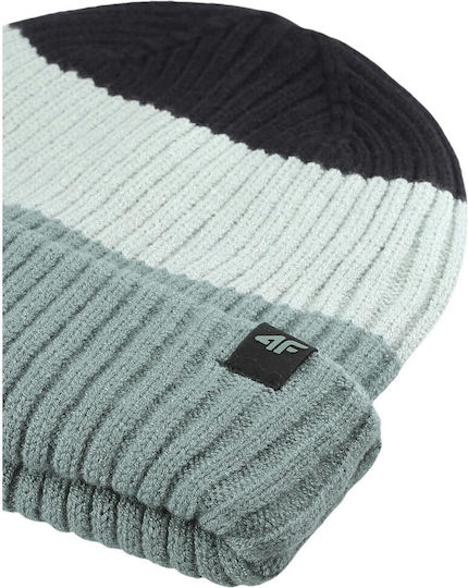 Beanie Beanie Knitted in Turquoise color