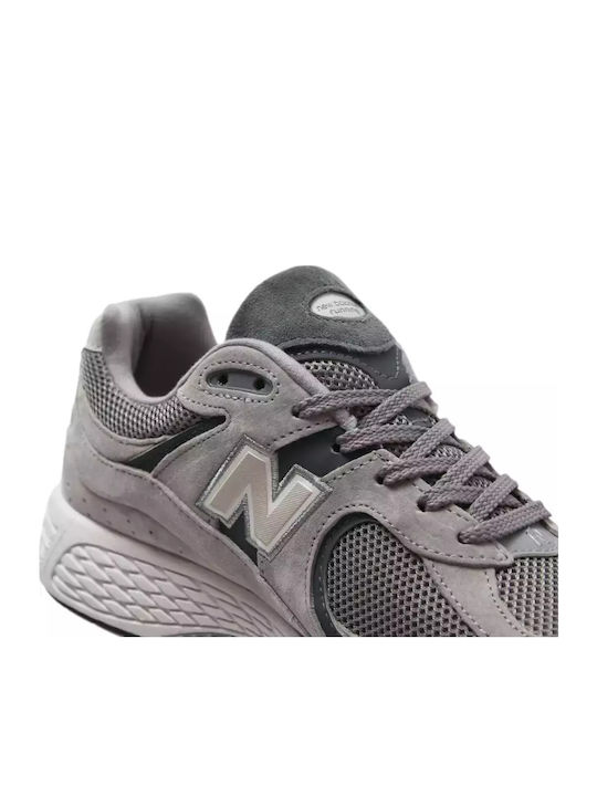 2002R Chunky Sneakers Gray