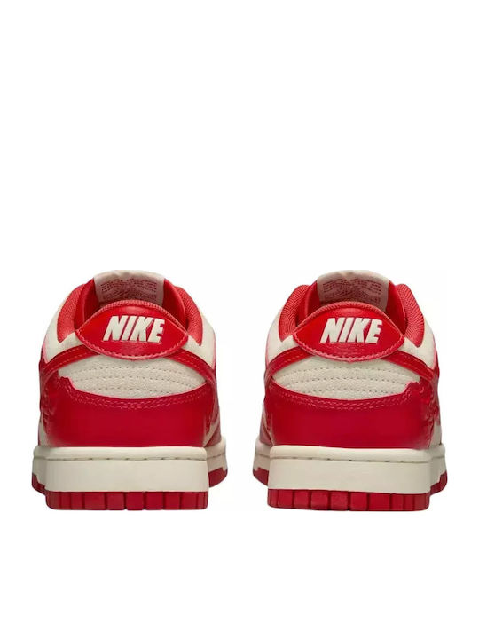 Dunk Low Sneakers Red