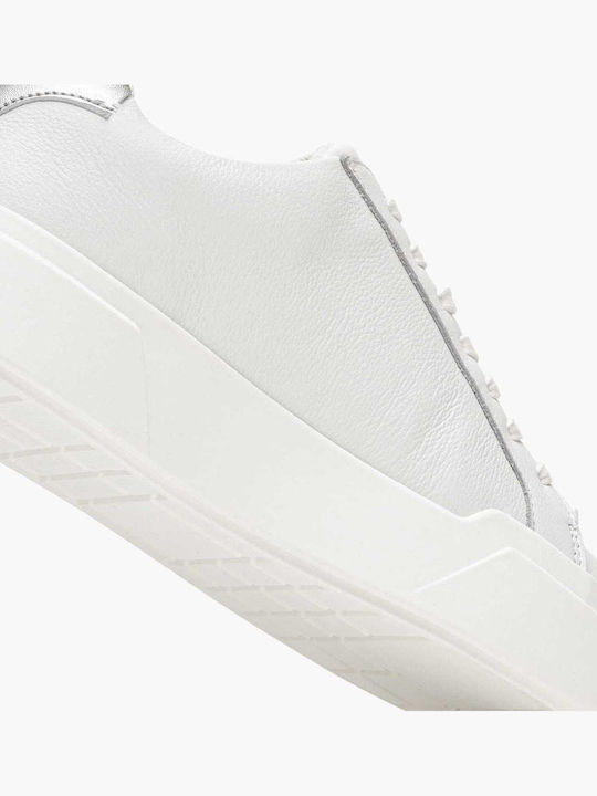 Sneakers White