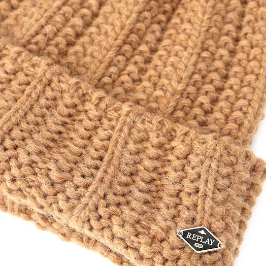 Beanie Beanie Knitted in Brown color