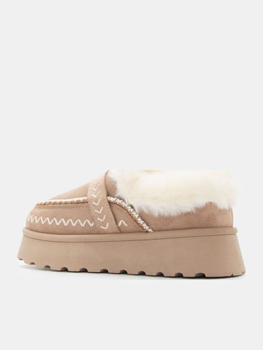 Closed Women's Slippers Beige
