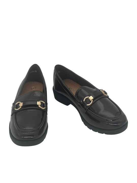 Women's Moccasins in Brown Color