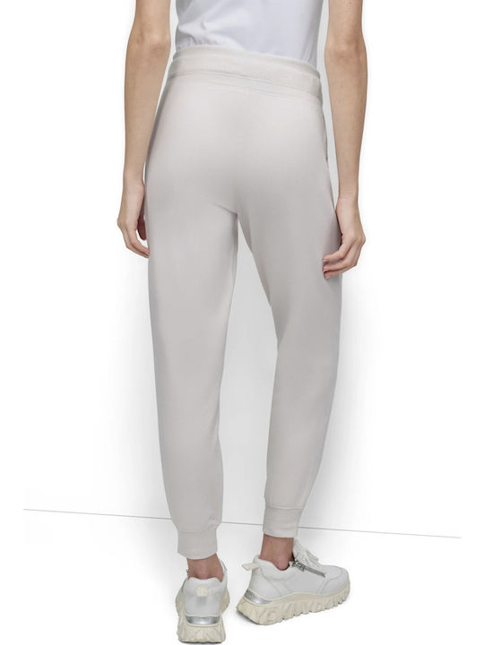 DKNY