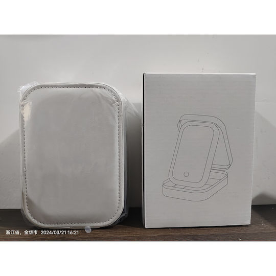 Oglindă de machiaj Geantă cu lumină 16.5x11.5cm Alb