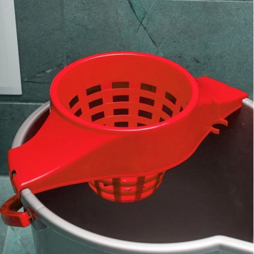Изстисквачка Кофа Нос 30x18x13см Червен