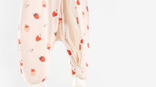 abo Winter Sleeping Bag with Feet 2.5 Tog Strawberry