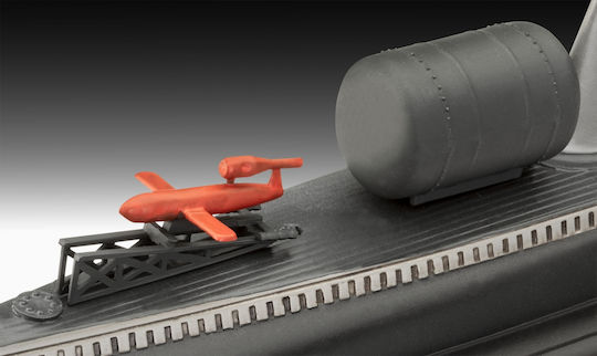 Assembly Model Revell Atomic Submarine U.S.S. Nautilus 30 Pieces