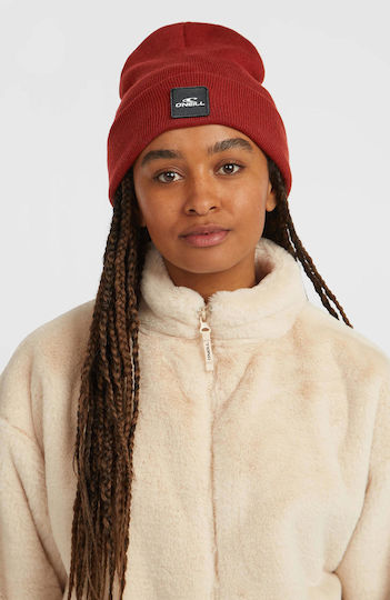 Beanie Beanie Knitted in Red color