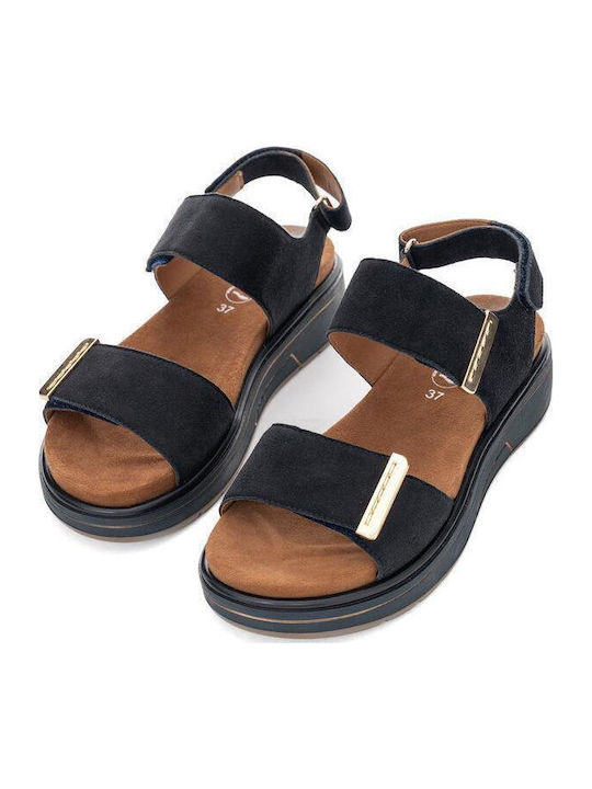 Women's Flat Sandals in Black Color