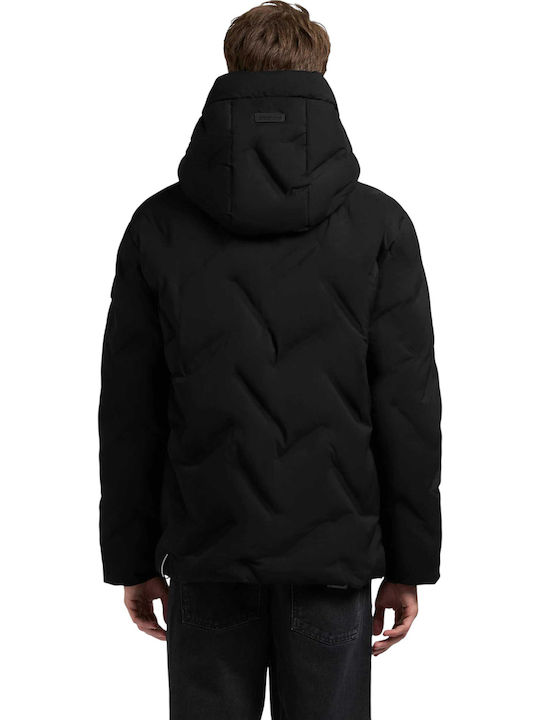Jacke Black