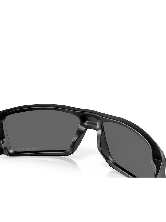 Oakley Heliostat Men's Sunglasses with Black Plastic Frame and Black Polarized Lens OO9231-02