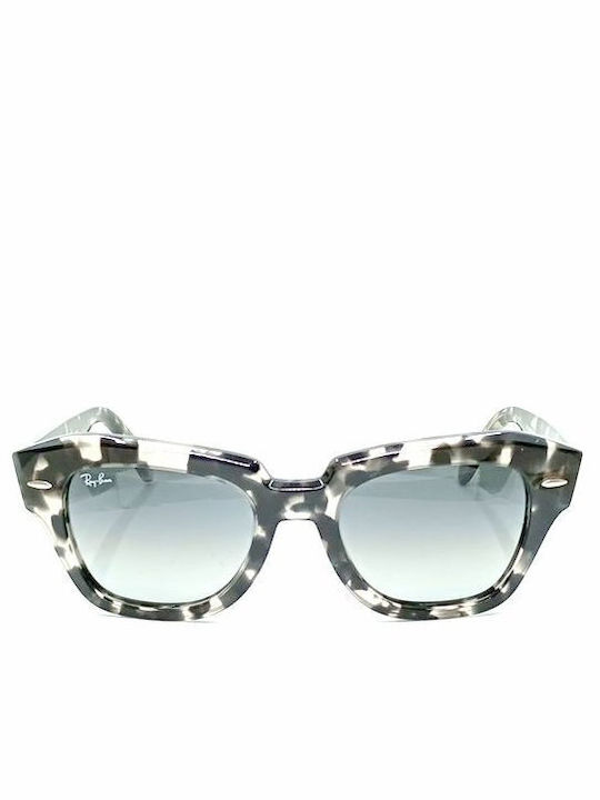 Ray Ban State Street Women's Sunglasses with Brown Tartaruga Plastic Frame and Black Gradient Lens RB2186 133371