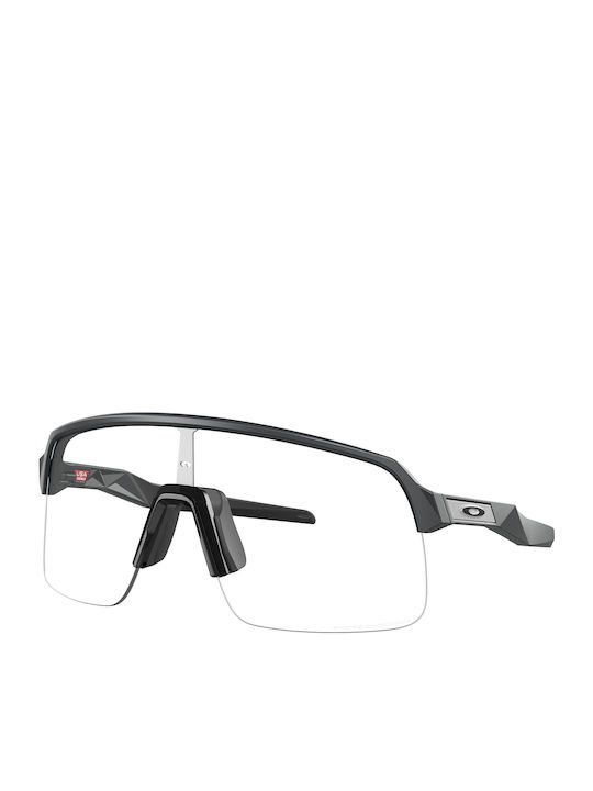 Oakley Sutro Lite Herren Sonnenbrille mit Kunststoff Gestell Photochromic OO9463-45