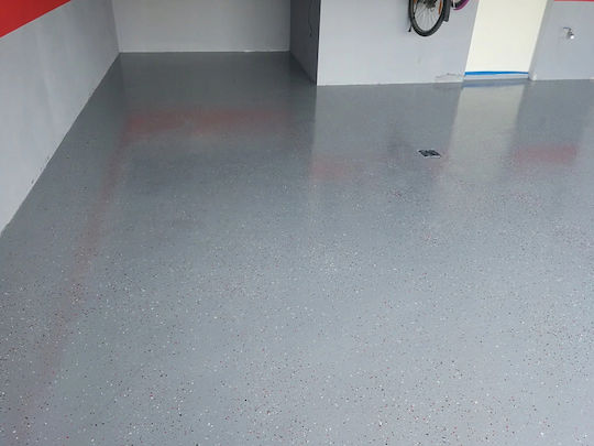 Sigmafast 205 Vopsea Epoxidică Pentru Podele de Ciment și Suprafațe Metalice Ral 3000