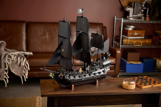 LEGO Icons Captain Jack Sparrow's Pirate Ship for 18+ Years 2862 Pieces