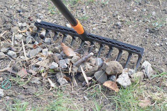 Fiskars Rake Τσουγκράνα Χώματος