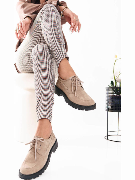 Бежови Loafers С Връзки Chunky Подметка