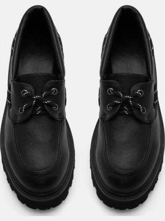 Women's Moccasins in Black Color