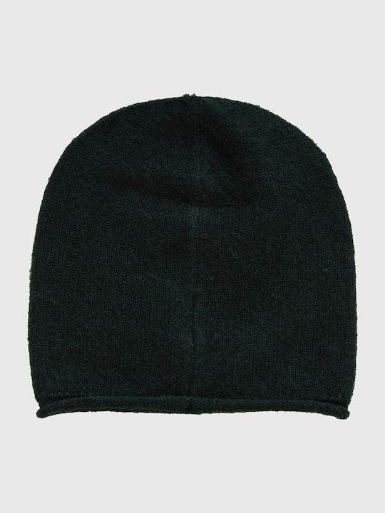 Beanie Beanie Knitted in Green color