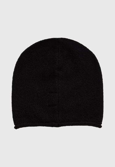 Beanie Beanie Knitted in Black color