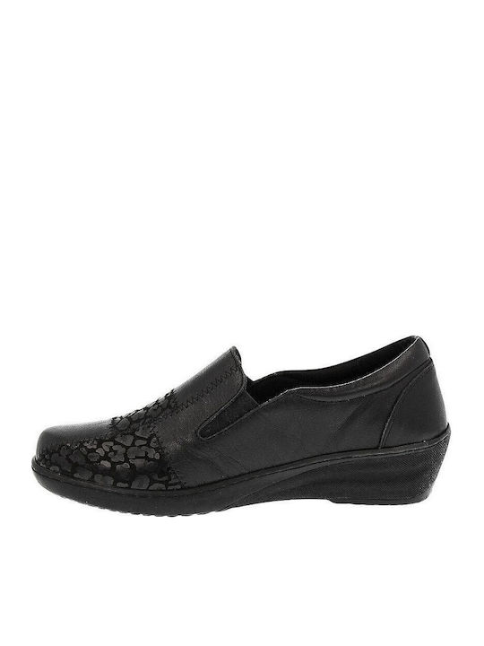 Leather Women's Moccasins in Black Color