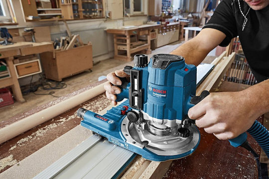 Bosch Expert V-groove Cutter Wood 31.8mm 90° 8mm Shank Double-edged