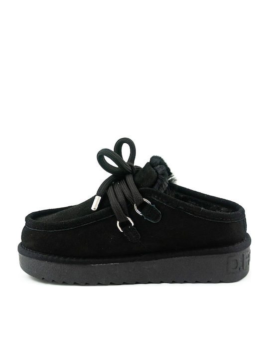 Closed Leather Women's Slippers Black