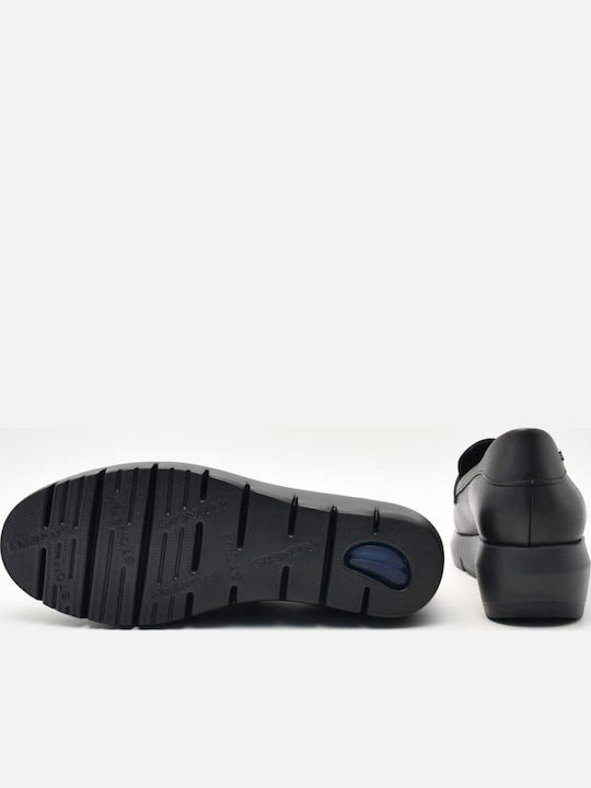 Leather Women's Loafers in Black Color