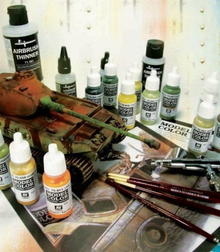 Acrylicos Vallejo Thick Model Making Paint in Brown color 200ml