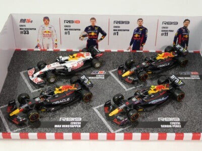 Red Bull Set F1 Scale 1:43 4x RB19 Team Oracle Red Bull 2023 Max Verstappen 2023 Sergio Perez And 2021 Matt Blue White Bburago BU38092