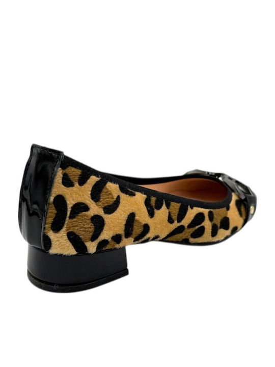 Anatomic Patent Leather Pointed Toe Brown Low Heels Animal Print