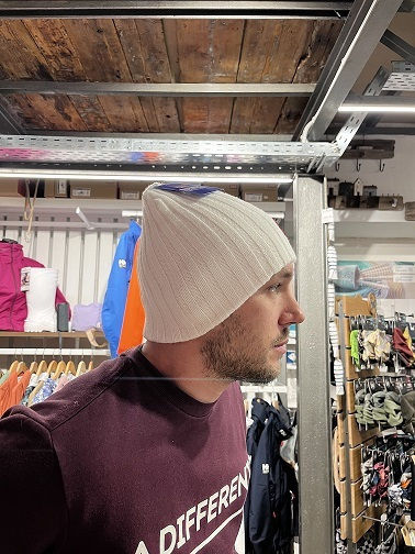 Beanie Unisex Beanie Knitted in Blue color