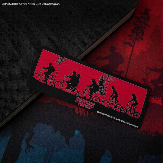 Semn de carte metalic cu siluete Stranger Things