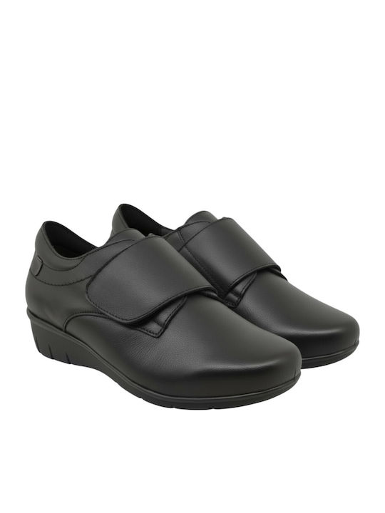 Women's Loafers in Black Color