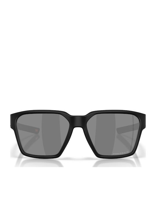 Oakley Men's Sunglasses with Black Plastic Frame and Gray Lens OO9497-02