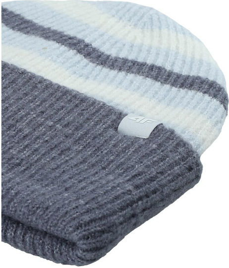 Beanie Frauen Beanie Gestrickt in Hellblau Farbe