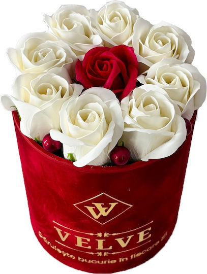 Pachet Special De Valentine Pernă Brodată În Formă De Inimă "I Love You" Praline Raffaello 80g Aranjament Floral 9 Trandafiri De Săpun Roșii