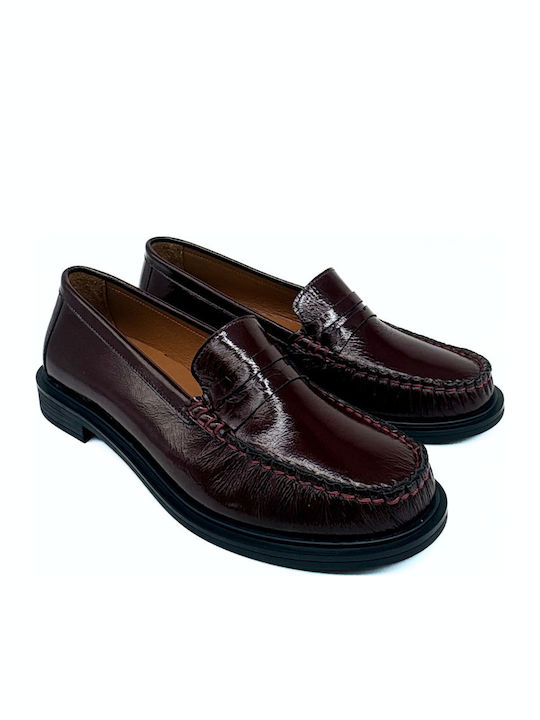 Women's Loafers in Burgundy Color