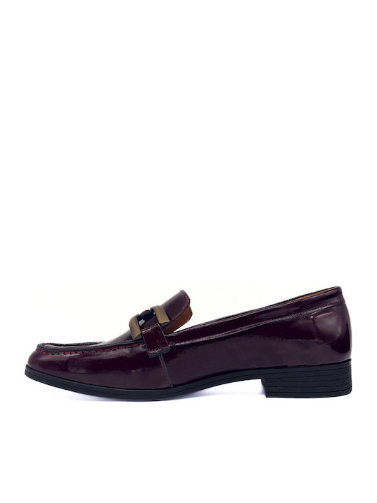 Women's Loafers in Burgundy Color