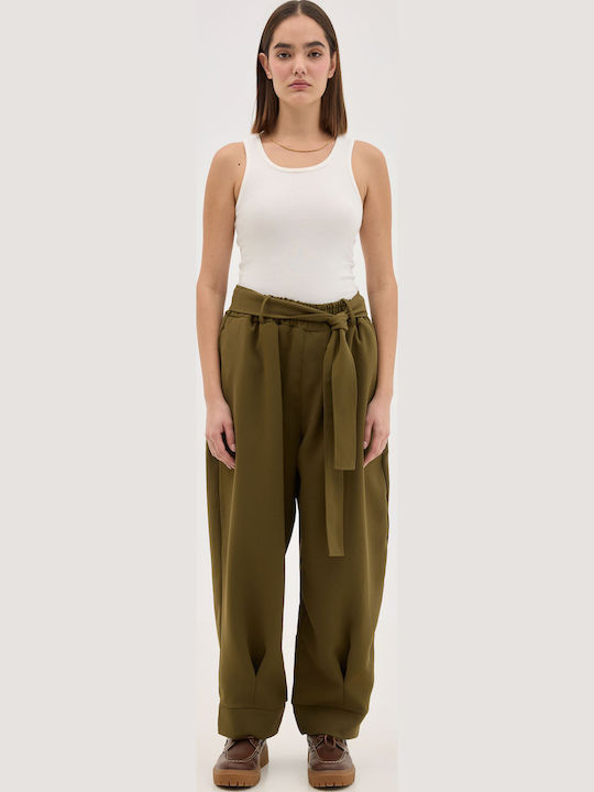 Trousers in Relaxed Fit Black