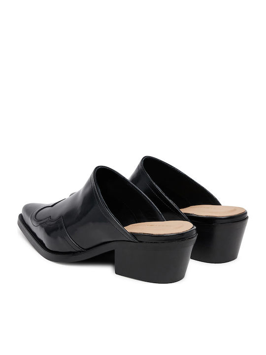 Leather Mules with Heel in Black Color