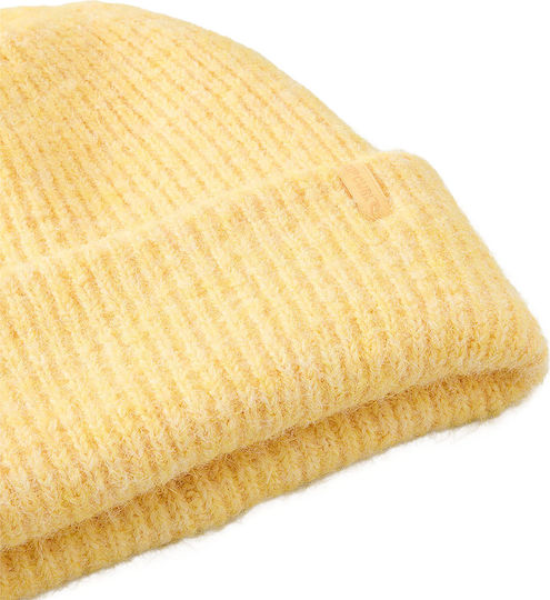 Beanie Beanie Knitted in Yellow color