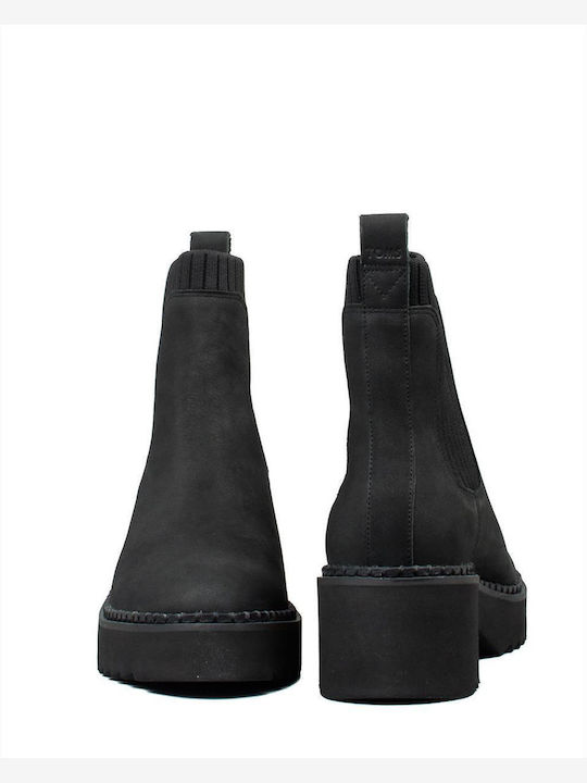 Toms