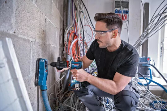 Bosch GSR 18V-90 FC Akkuschrauber Batteriebetrieb Brushless 18V 2x4Ah